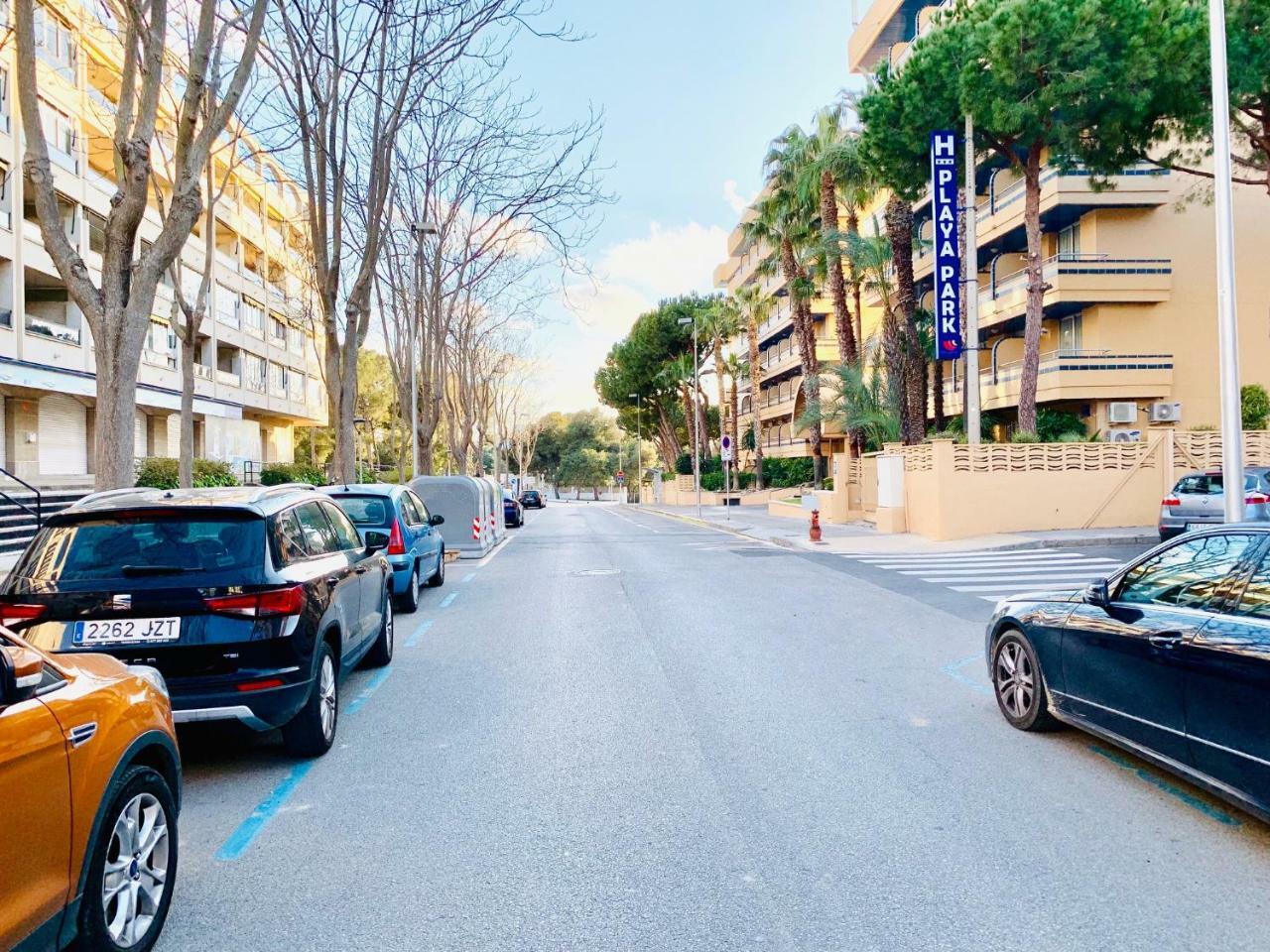 Book Playa Larga Salou Lägenhet Exteriör bild
