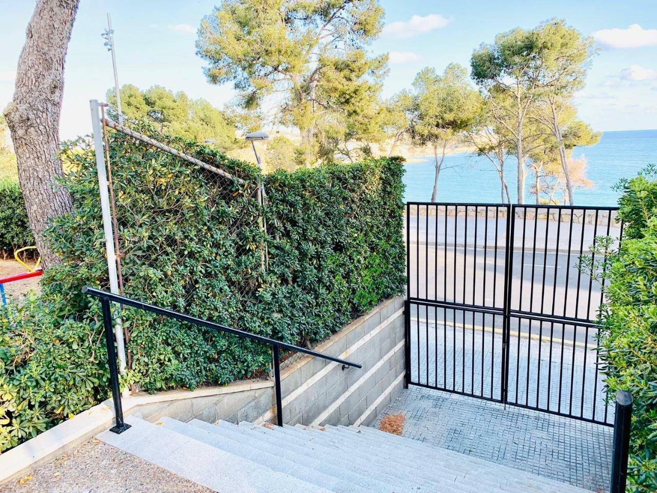 Book Playa Larga Salou Lägenhet Exteriör bild