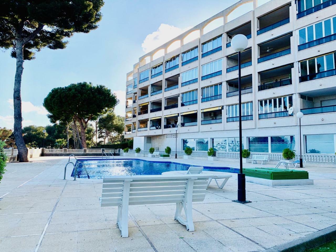 Book Playa Larga Salou Lägenhet Exteriör bild