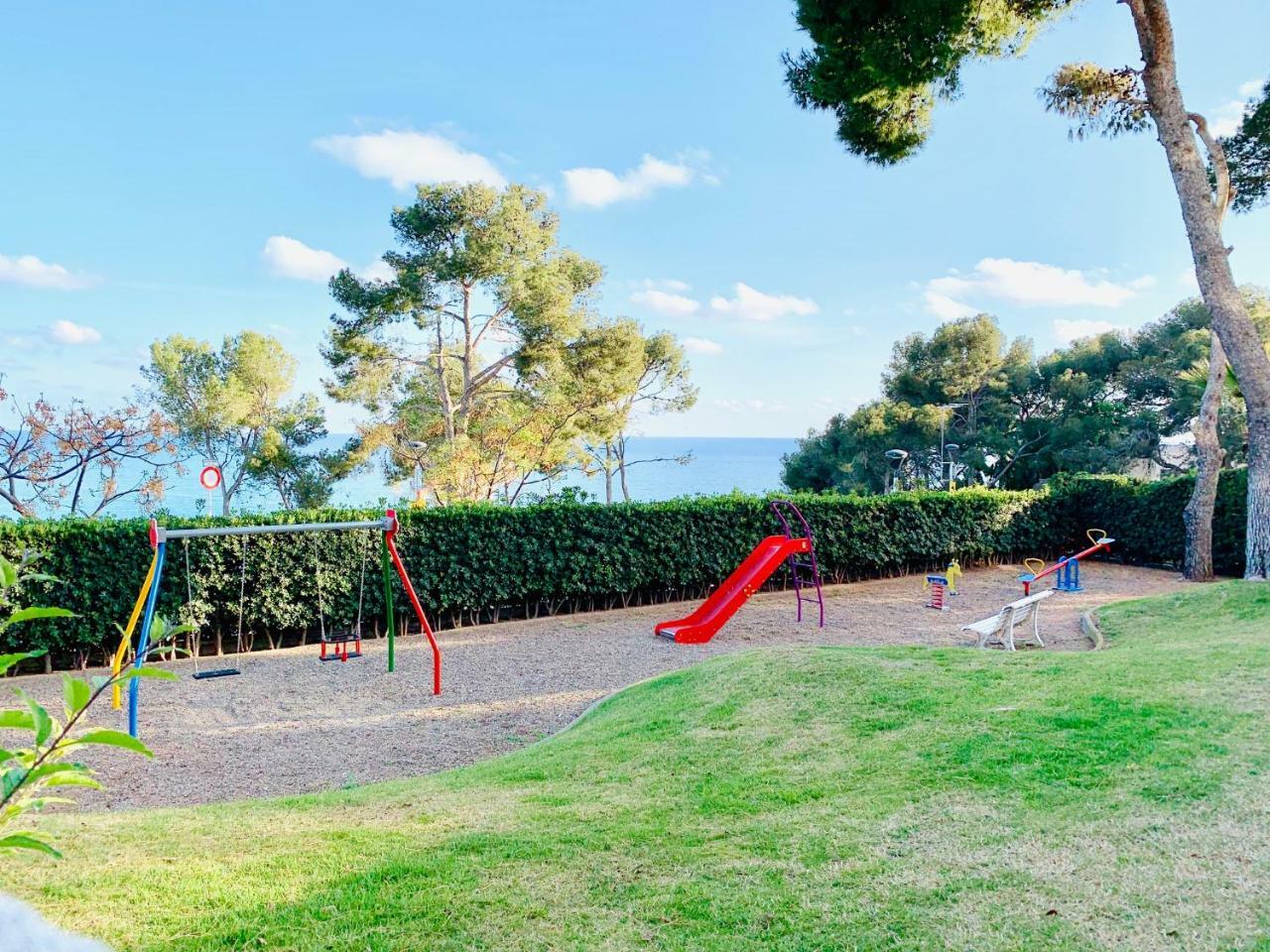 Book Playa Larga Salou Lägenhet Exteriör bild